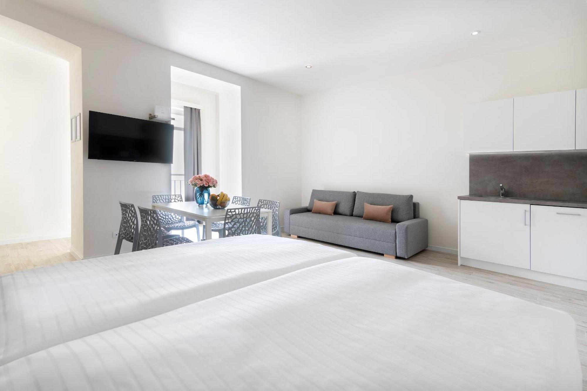 Kinsky Garden Apartments And Suites By Dwellfort Прага Номер фото